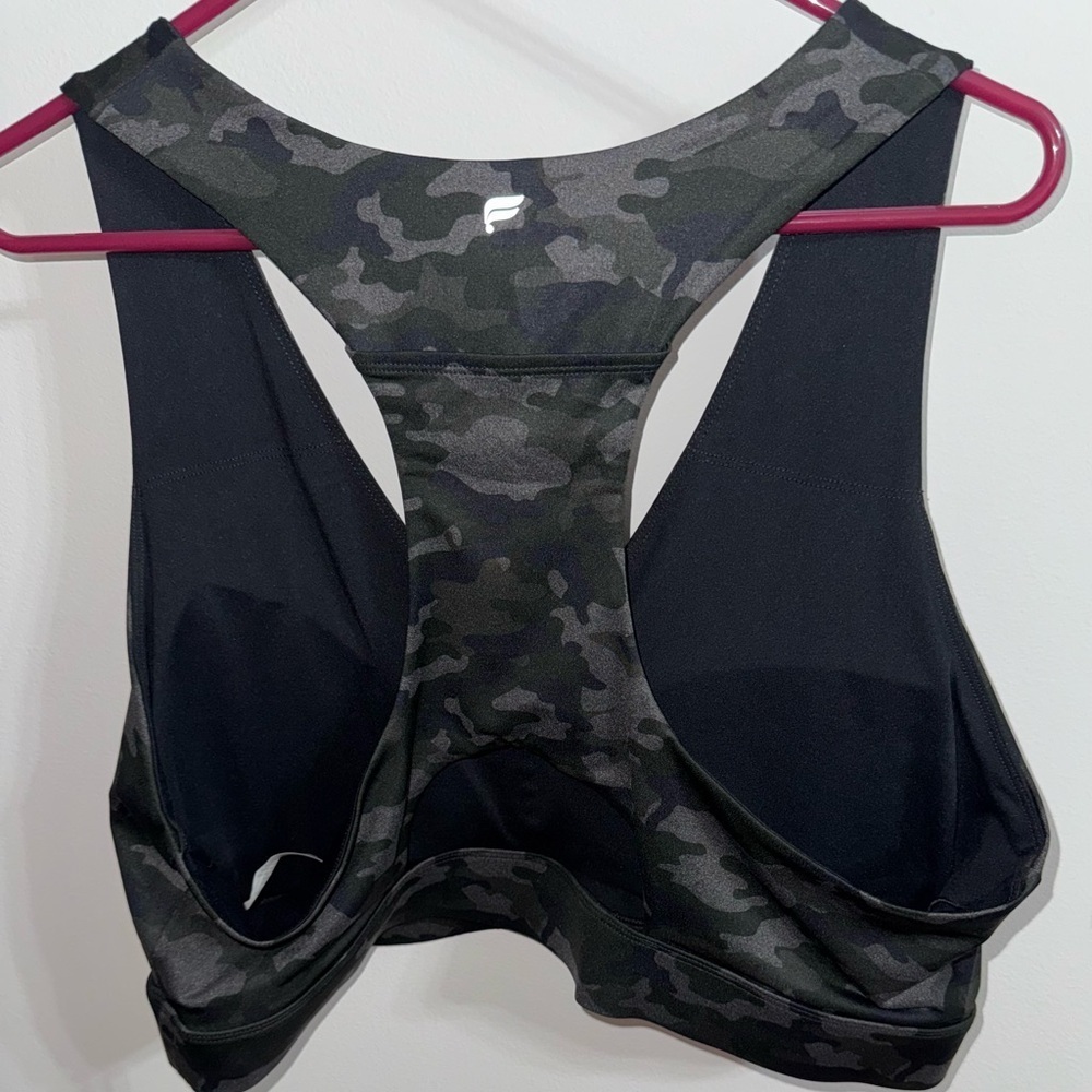 NWT Fabletics Camo Print Women's Sports Bra 3XL - Picture 2 of 4